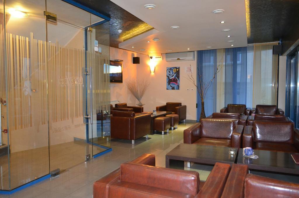 Riverside Family Hotel Yambol 외부 사진